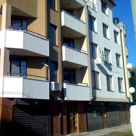 Asparuhov Guest Rooms And Apartments Varna Exterior foto