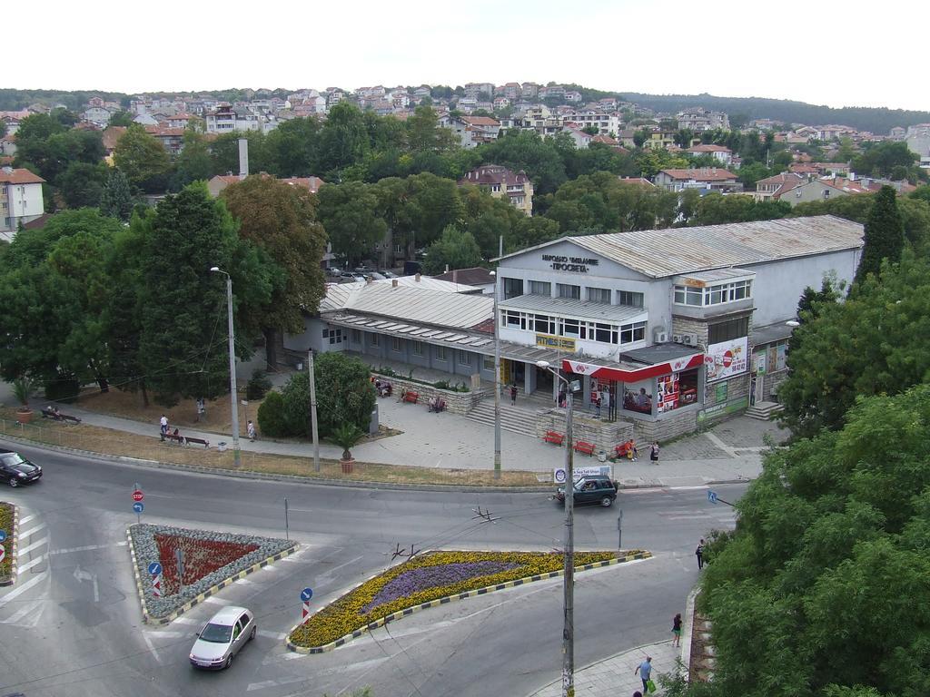 Asparuhov Guest Rooms And Apartments Varna Exterior foto