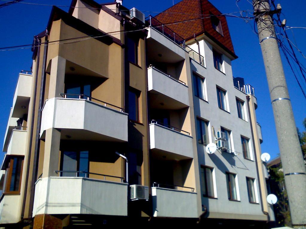 Asparuhov Guest Rooms And Apartments Varna Exterior foto